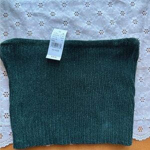 Pacsun green velvet crop top size XS NEVER WORN